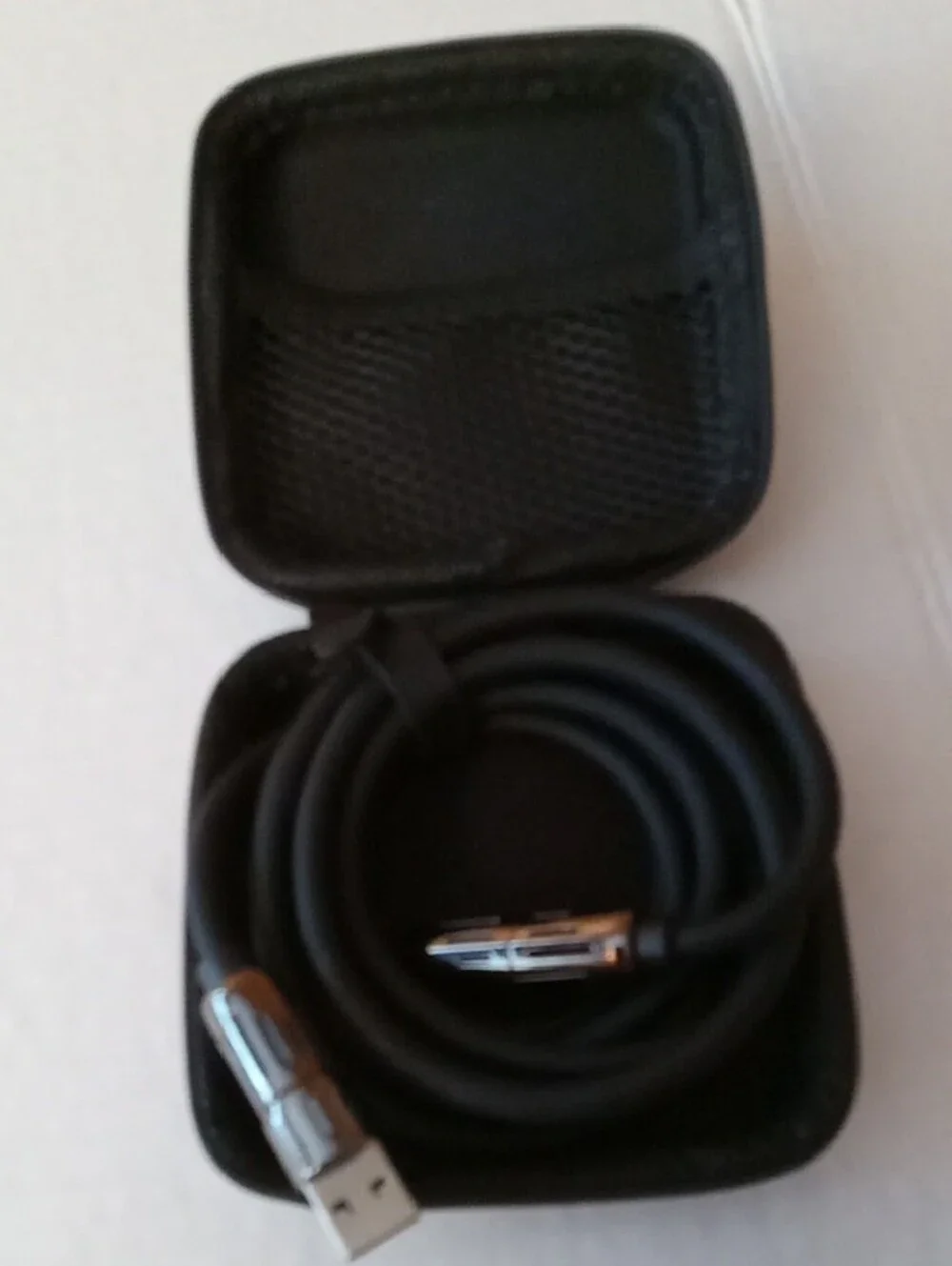 NIB Wanyted Charging Line Type-C Cable in Black